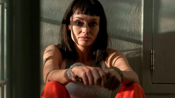 Laura Haddock in the series ' The Recruit'