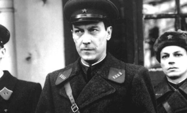 Янковский и так редко снимался в военном кино, а эту драму вообще запретили к показу: уже 30 лет в архивах