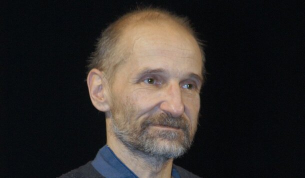 Петр Мамонов поделился воспоминаниями о наркозависимости: «Часа два ползал по парку»