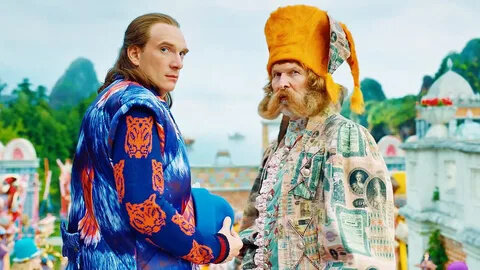 Первый фильм побил все рекорды по сборам: что уже известно о второй части «Летучего корабля»