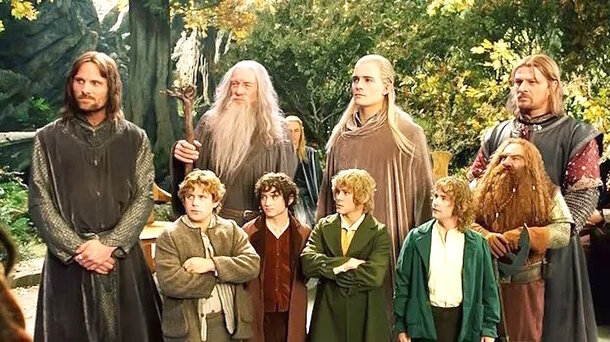 Aragorn is nearly 6'6", Gandalf stands at 5'6", and hobbits barely reach 3 feet: the heights of "Lord of the Rings" characters