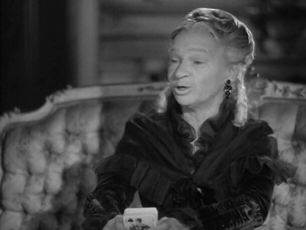 В России ее забыли, а в США вспоминают с содроганием: эту советскую актрису считали Крестной матерью Голливуда В России ее забыли, а в США вспоминают с содроганием: эту советскую актрису считали Крестной матерью Голливуда