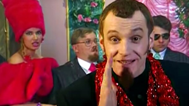 Дочь старше мачехи: жена лидера «Маски-шоу» вызовет всплеск эмоций (фото)