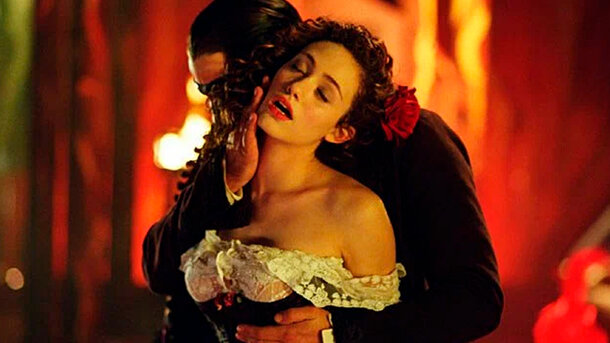 How Emmy Rossum Became the Real Doll in 'The Phantom of the Opera' Scene