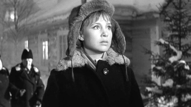 Румянцева на фоне снега
