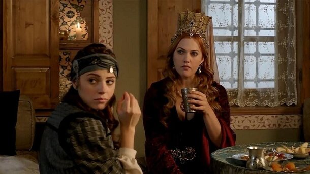 Кадр из сериала «Великолепный век»