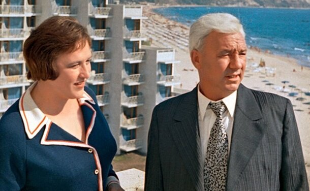 Молодежь в ярости от советского хита с Рыбниковым: «Я бы такого мужичка к себе близко не подпустила!»