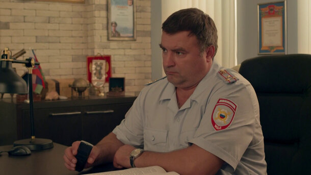 На его счету полсотни ролей, а запомнился лишь по «Ищейке»: кто сыграл Мишина в хитовом детективе Первого канала 