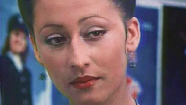 Глазам не поверите: секретарша Алла из «Спортлото-82» в 62 года так же хороша, как и в 22