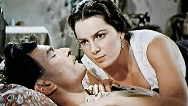 Этой постельной сценой в «Тихом Доне» уже не удивишь: но Быстрицкая сниматься в ней не хотела – требовала в кровать «третьего»