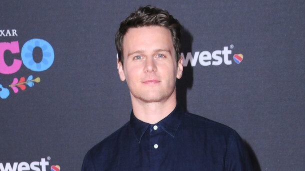 globallookpress.com — Jonathan Groff