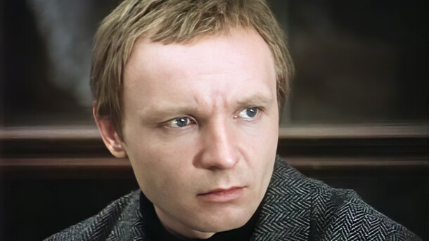 Совсем не похож на Женю Лукашина: как выглядел Мягков в дебютной роли