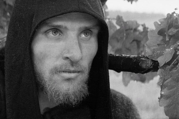 От «неправильного» купальника до обнаженки: фильмы СССР, которые поразили публику откровенностью От «неправильного» купальника до обнаженки: фильмы СССР, которые поразили публику откровенностью