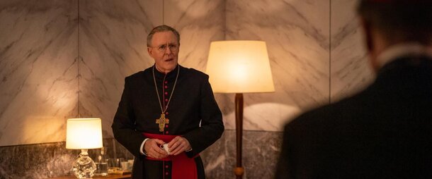 Актер из нового сериала по «Гарри Поттеру» получил письмо с требованием отказаться от роли — но это не тот, о ком вы могли подумать Джон Литгоу в фильме «Конклав»