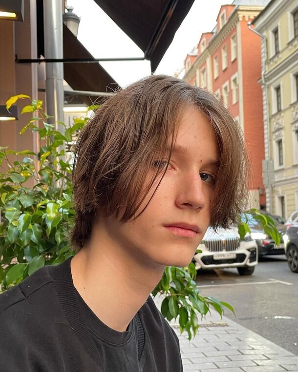 Сыну покойного Децла 17 лет: вот как Тони выглядит сегодня Сыну покойного Децла 17 лет: вот как Тони выглядит сегодня
