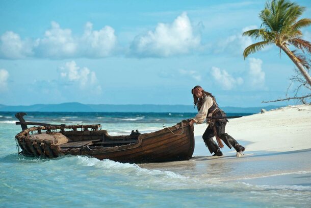 How Did Jack Sparrow Get Off the Desert Island? He Said He Did It On Turtles, But That's a Blatant Lie Pirates of the Caribbean Still