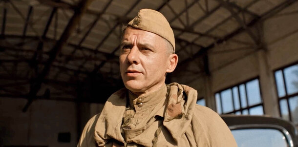 Любите военные сериалы? За лето вы могли пропустить 4 новинки с рейтингами 7.2+ — время наверстать упущенное