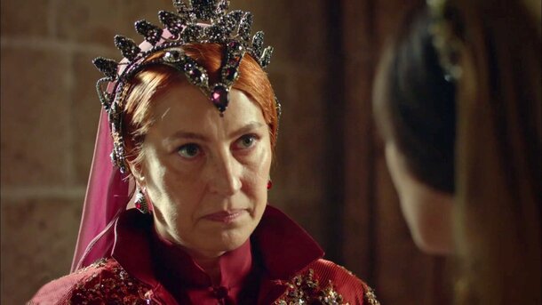 «Посмотри в зеркало»: Хюррем знала, кто убил ее первенца — два момента из сериала это подтверждают