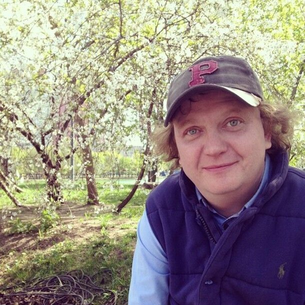 Вот как сегодня выглядит актер, которого считали внебрачным сыном Михалкова