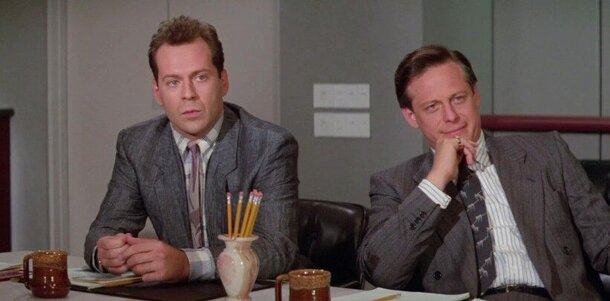 Bruce Willis and Mark Blum in 'Blind Date'