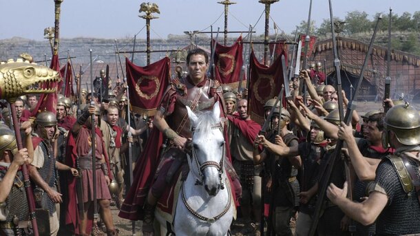 Забудете о Хюррем после первого же эпизода: эти 3 исторических сериала ничуть не хуже «Великолепного века» (а то и лучше) Кадр из сериала «Рим» (2005–2007)