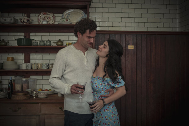 Когда провал на Rotten Tomatoes — не приговор: 4 хороших сериала, которые зря не понравились критикам Кадр из сериала «В ее глазах»