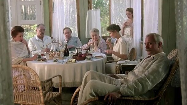 Кадр из фильма «Утомлённые солнцем»