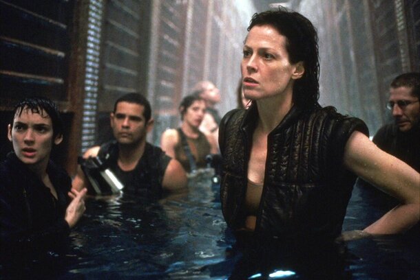 «Написал 50 страниц»: Сигурни Уивер прочла сценарий «Чужого 5» — и впервые за 28 лет готова вернуться к Рипли «Написал 50 страниц»: Сигурни Уивер прочла сценарий «Чужого 5» — и впервые за 28 лет готова вернуться к Рипли