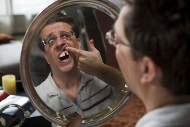 Did You Know? Ed Helms’ Missing Tooth in 'The Hangover' Is Real! The hangover still