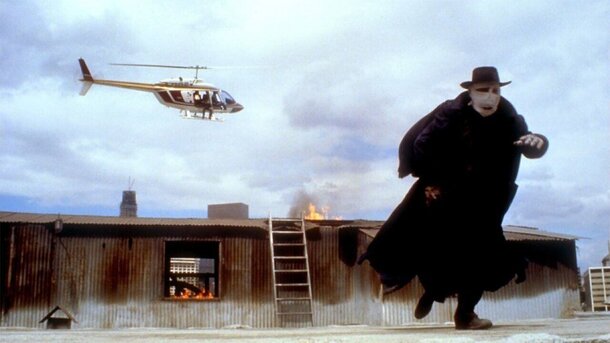 The Coen Brothers Once Helped Write the Screenplay for the Only Superhero Horror Film of Their Career, Which Became a Worldwide Hit DARKMAN still