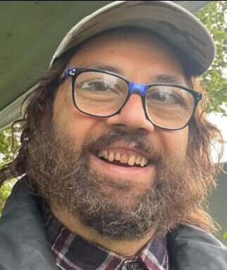 Гнилые зубы, седые волосы: жизнь сильно потрепала Алексея Чумакова Гнилые зубы, седые волосы: жизнь сильно потрепала Алексея Чумакова