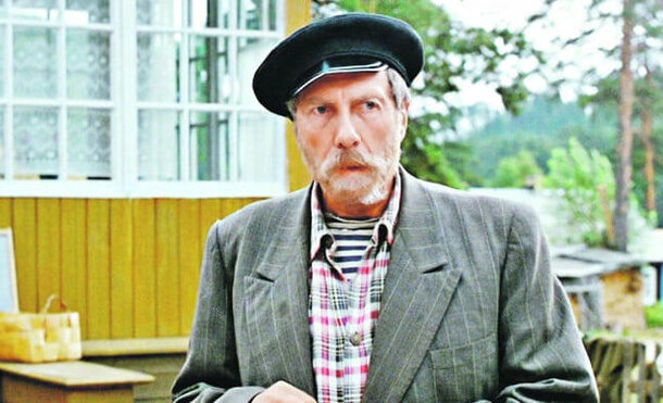На съемках «Любовь и голуби» Меньшов поссорился с коллегой: все из-за одной роли, но обиделся вовсе не ее исполнитель Сергей Юрский в роли Дяди Мити
