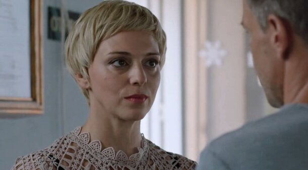 Сериал «Не родись красивой» возвращается: главную дурнушку сейчас не узнать (фото) Сериал «Не родись красивой» возвращается: главную дурнушку сейчас не узнать (фото)