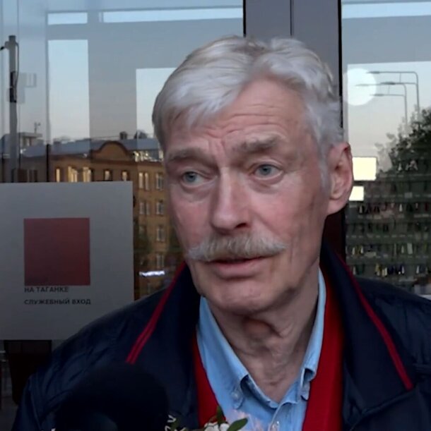 Борис Щербаков вышел в свет после жутких слухов: что стало с его лицом после болезни Борис Щербаков вышел в свет после жутких слухов: что стало с его лицом после болезни