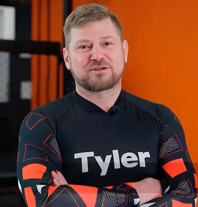 Ни свой, ни чужой: как теперь живет победитель «Последнего героя» Сергей Одинцов