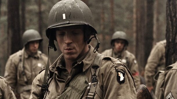Если вы думали, что у HBO кроме «Игры престолов» и «Эйфории» смотреть нечего: 7 потрясающих сериалов ничуть не хуже Кадр из сериала «Братья по оружию»