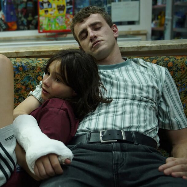 'Aftersun': Paul Mescal’s Oscar-Nominated Performance Reveal Unseen Battles of Mental Health and Family still from Aftersun