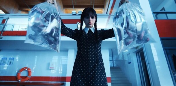 Нажали play — и залипли: называем 5 мощных сериалов с 10 миллионами просмотров за 3 дня «Уэнсдэй»