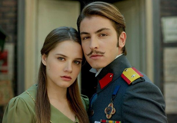 Лучшая молодежная звезда Турции: в каких еще сериалах снималась Мирай Данер Лучшая молодежная звезда Турции: в каких еще сериалах снималась Мирай Данер