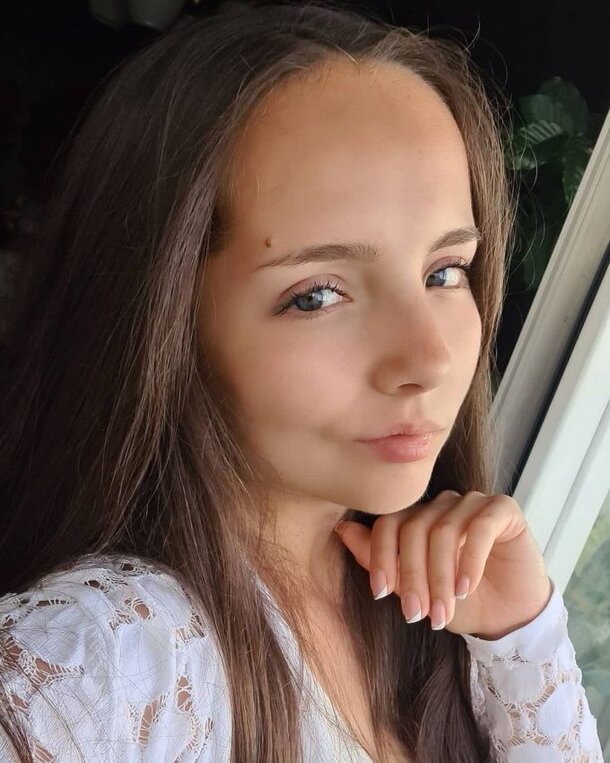 Из мумии в красавицу: что стало с больной анорексией, спасенной на «Битве экстрасенсов»