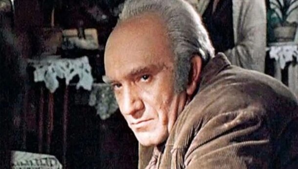 Вместо Жеглова — Киану Ривз, а Шарапов — афроамериканец: каким бы стало «Место встречи изменить нельзя» в Голливуде Кадр из сериала «Место встречи изменить нельзя»
