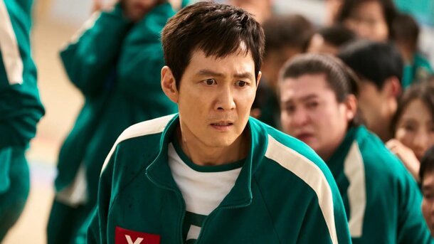 How are Gi-hun and Il-nam Connected? Strikingly Plausible Fan Theories about 'Squid Game' Season 3 Still from 'Squid Game'