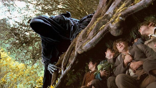 This Harmless Scene in 'The Lord of the Rings' Nearly Ended in Tragedy — One Hobbit Almost Didn’t Make It The Lord of the Rings: The Fellowship of the Ring