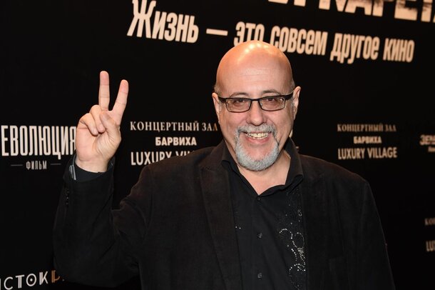 «Фильмы Тарковского не люблю»: известный режиссер назвал Андреасяна вторым Майклом Бэем «Фильмы Тарковского не люблю»: известный режиссер назвал Андреасяна вторым Майклом Бэем