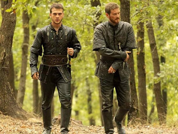От Сулеймана до Шекера: что означают мужские имена в сериале «Великолепный век» От Сулеймана до Шекера: что означают мужские имена в сериале «Великолепный век»
