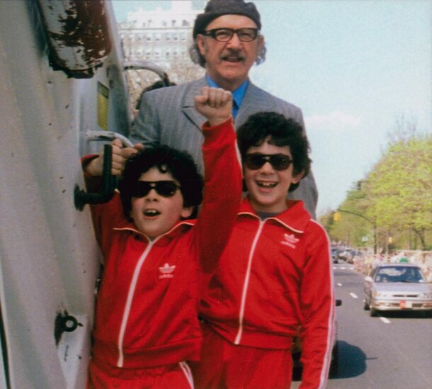 The Silent Rift: Wes Anderson’s Unspoken Tension with Gene Hackman Still from The Royal Tenenbaums