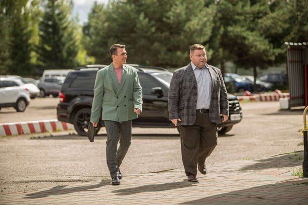 Кадр из сериала «Грабитель»