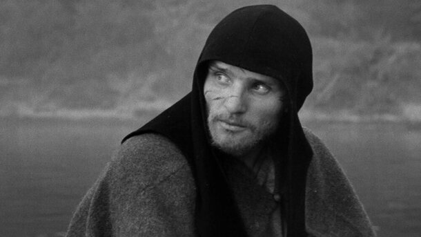 «Нагло крал»: Янковский перечислил любимые фильмы Раскольникова, и в списке только одна лента из СССР «Нагло крал»: Янковский перечислил любимые фильмы Раскольникова, и в списке только одна лента из СССР
