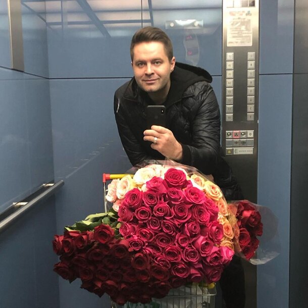 Неожиданно победил в «Голосе» и пропал: как сейчас живет и выглядит Сергей Волчков