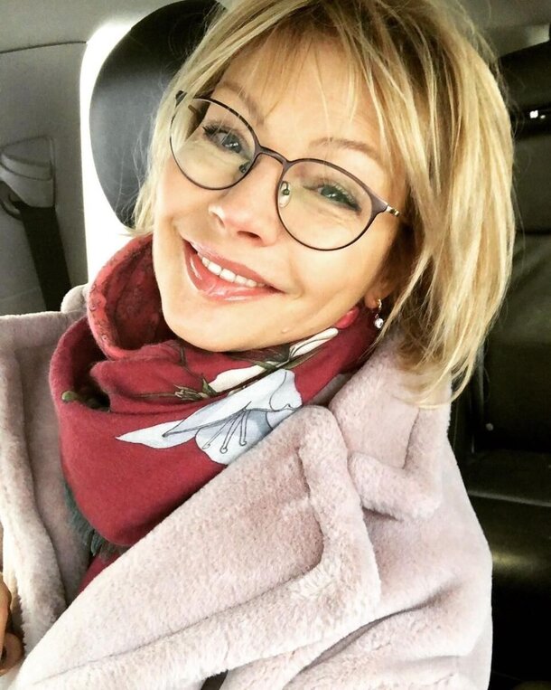 Позавидует каждая: не поверите, красотке из фильма «Водитель для Веры» 51 год (фото) Позавидует каждая: не поверите, красотке из фильма «Водитель для Веры» 51 год (фото)